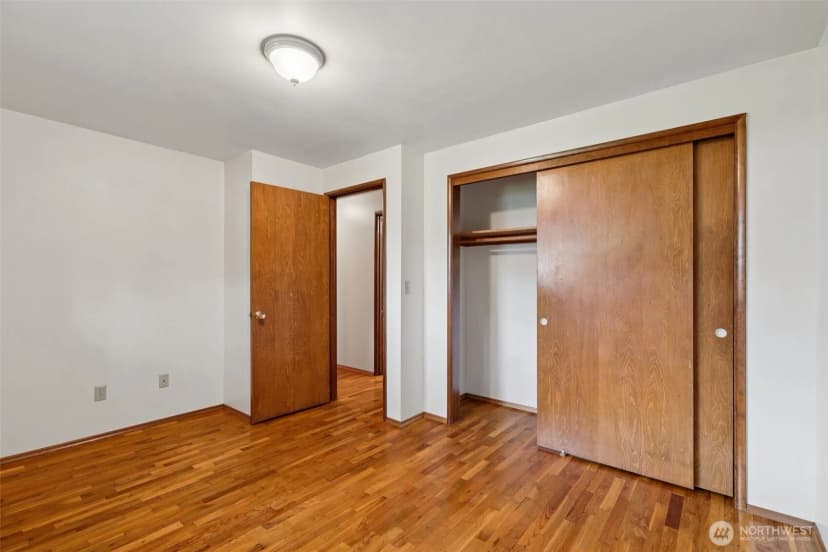 Property photo for 430 Se Andrews Street, Issaquah photo 18