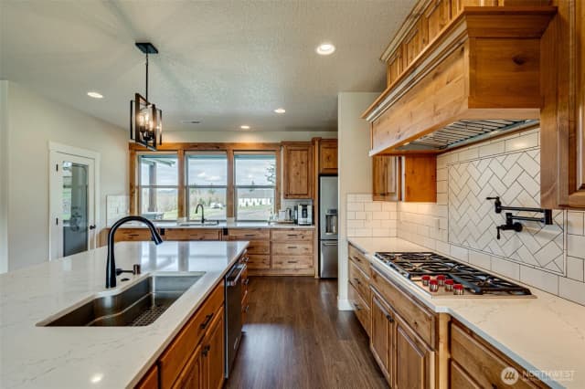 Property photo for 300 Cross Creek Road, Kelso photo 5
