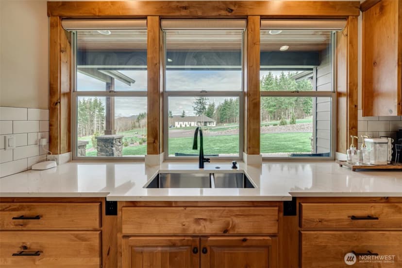 Property photo for 300 Cross Creek Road, Kelso photo 6