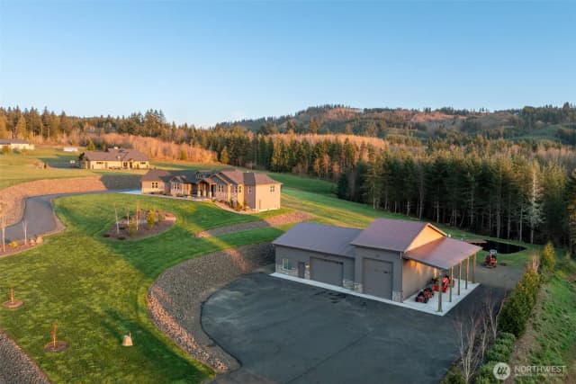 Property photo for 300 Cross Creek Road, Kelso photo 2