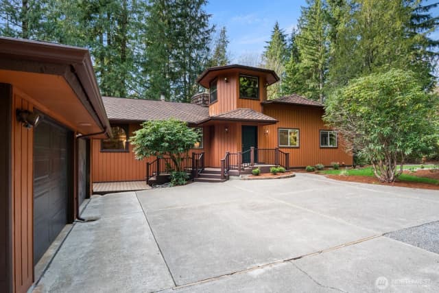 Property photo for 4817 288th Avenue Ne, Redmond photo 2