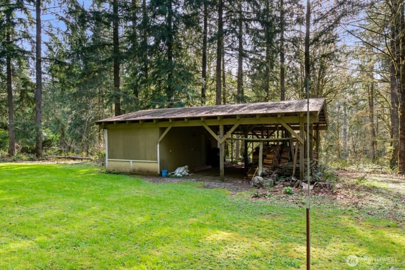 Property photo for 4817 288th Avenue Ne, Redmond photo 37