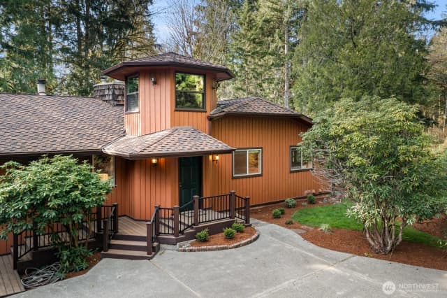 Property photo for 4817 288th Avenue Ne, Redmond photo 3