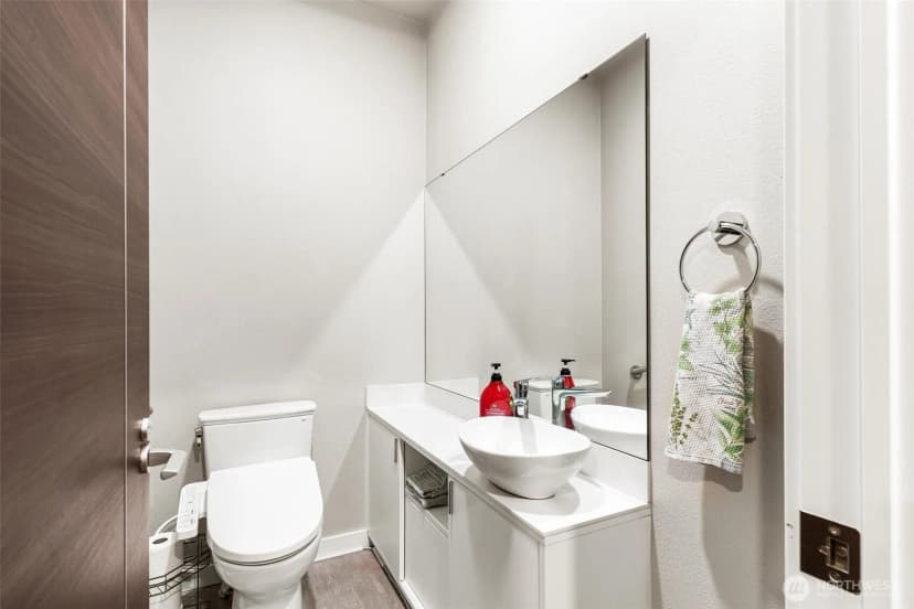 Property photo for 4806 54th Avenue W, University Place photo 31