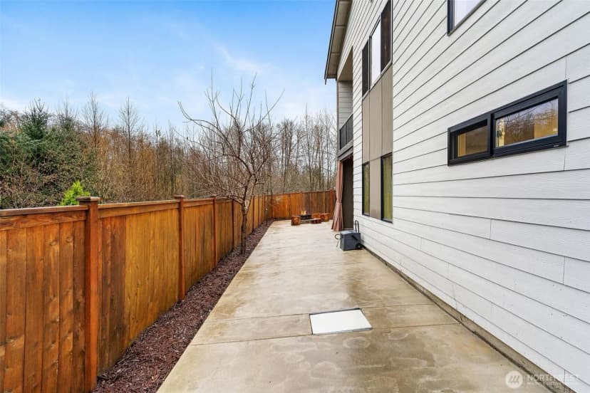 Property photo for 4806 54th Avenue W, University Place photo 36