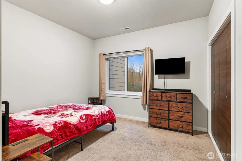 Property photo for 4806 54th Avenue W, University Place photo 14