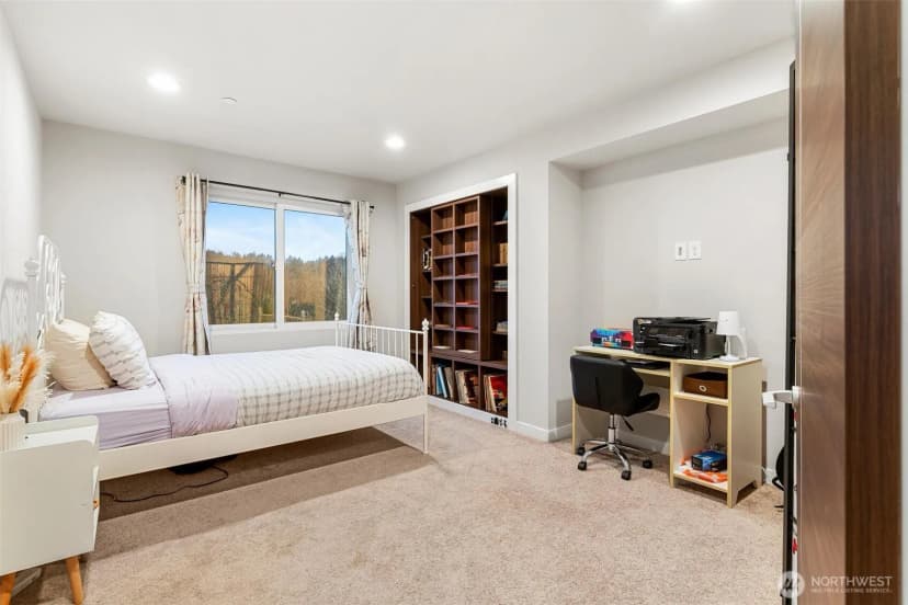 Property photo for 4806 54th Avenue W, University Place photo 22