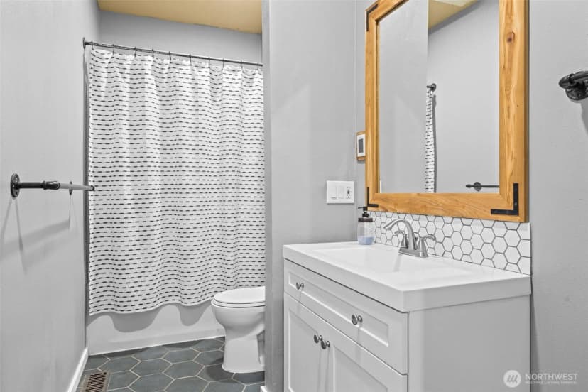 Property photo for 29512 28th Avenue E, Roy photo 25