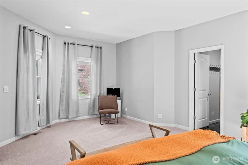 Property photo for 29512 28th Avenue E, Roy photo 20