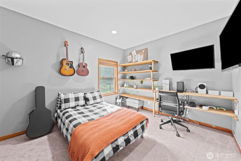 Property photo for 29512 28th Avenue E, Roy photo 24