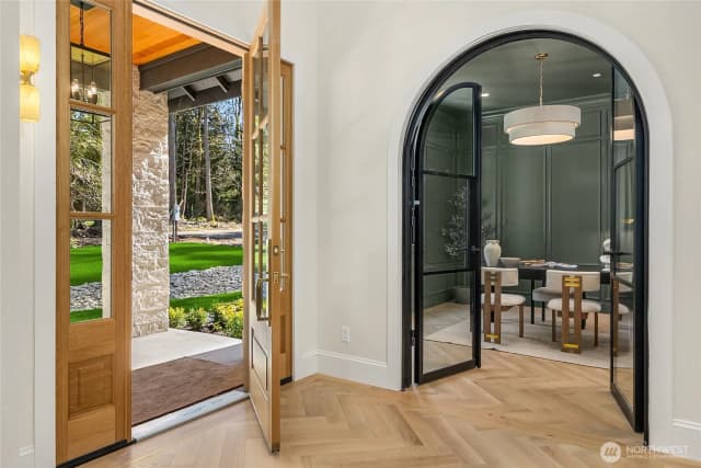 Property photo for 9473 Springwood Avenue Ne, Bainbridge Island photo 3