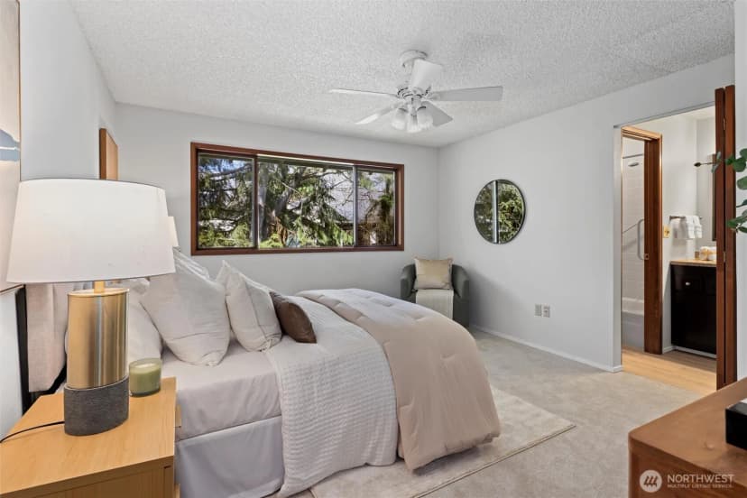 Property photo for 1230 101st Place Ne #1230, Bellevue photo 17