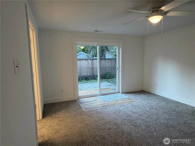 Property photo for 10125 115th Street Sw, Lakewood photo 17