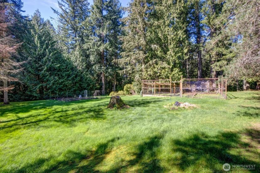Property photo for 870 238th Avenue Ne, Sammamish photo 9