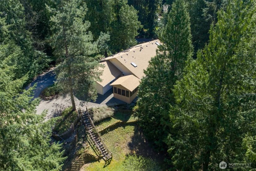 Property photo for 870 238th Avenue Ne, Sammamish photo 17