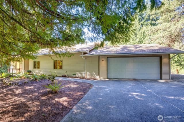 Property photo for 870 238th Avenue Ne, Sammamish photo 4