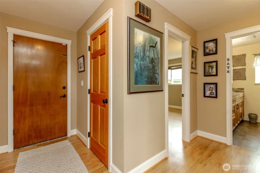 Property photo for 953 S Mountain View Avenue, Tacoma photo 26