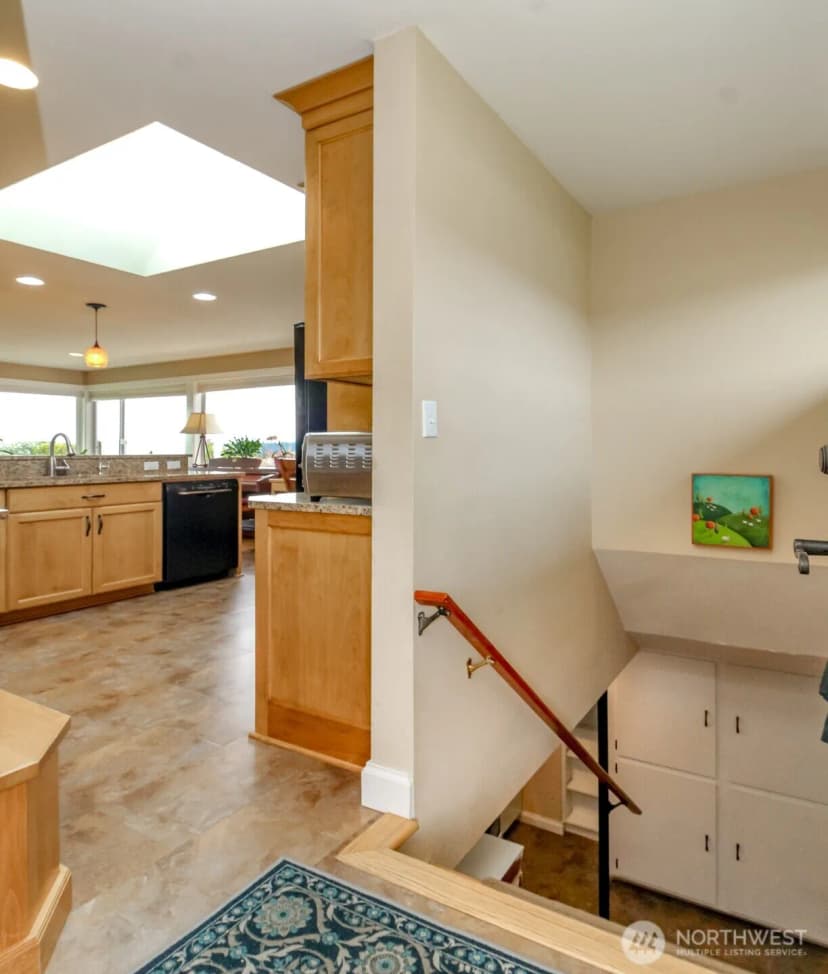 Property photo for 953 S Mountain View Avenue, Tacoma photo 27