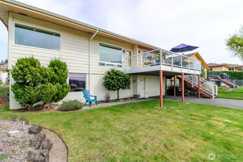 Property photo for 953 S Mountain View Avenue, Tacoma photo 37