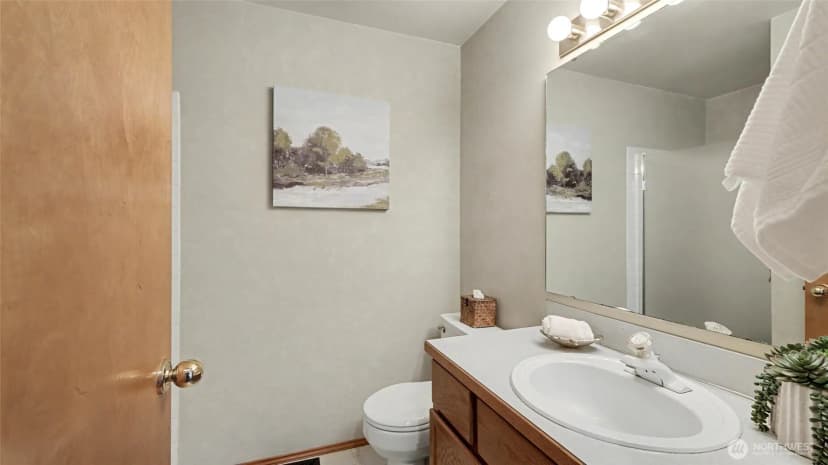Property photo for 16302 230th Avenue Se, Maple Valley photo 19
