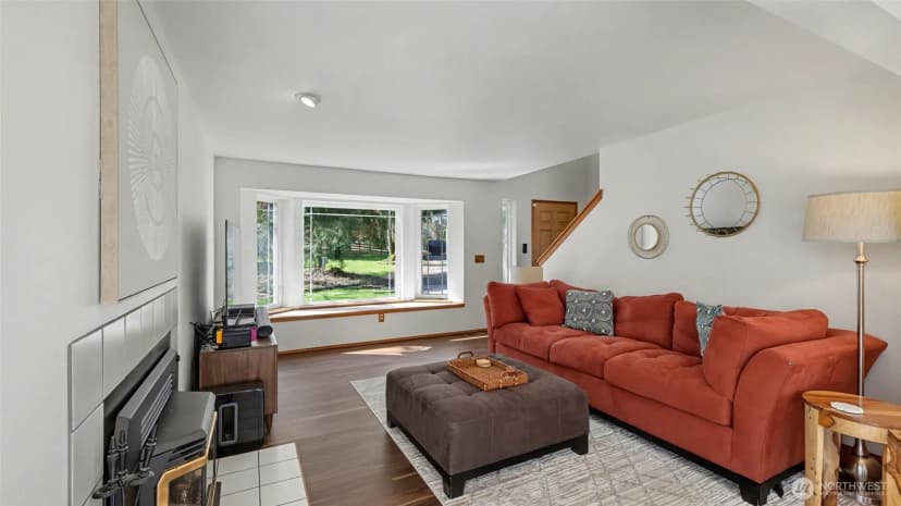 Property photo for 16302 230th Avenue Se, Maple Valley photo 6