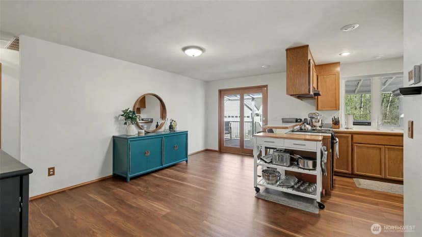 Property photo for 16302 230th Avenue Se, Maple Valley photo 11