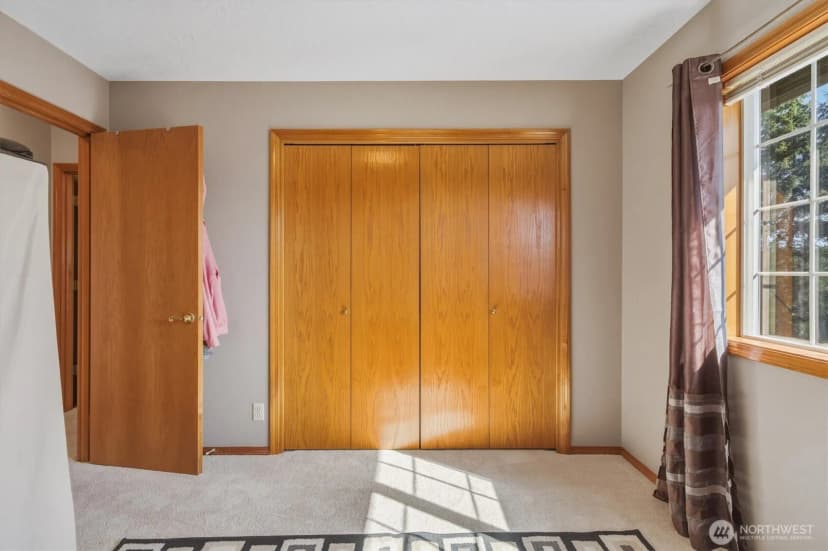 Property photo for 440 N Maple Hill Road, Kelso photo 18