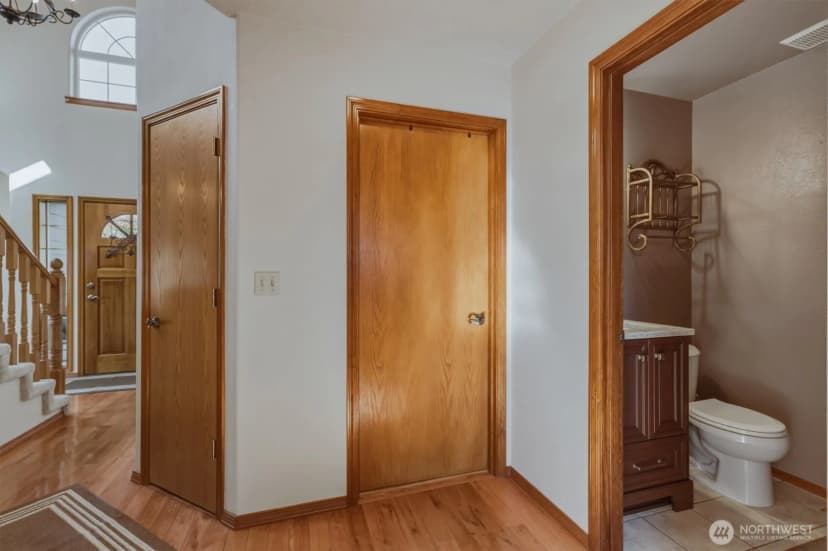 Property photo for 440 N Maple Hill Road, Kelso photo 12