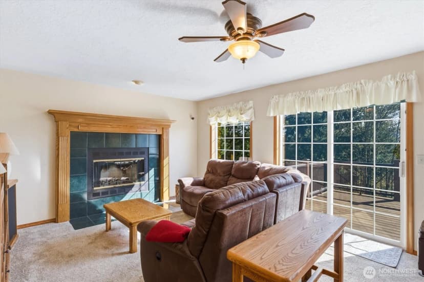 Property photo for 440 N Maple Hill Road, Kelso photo 11