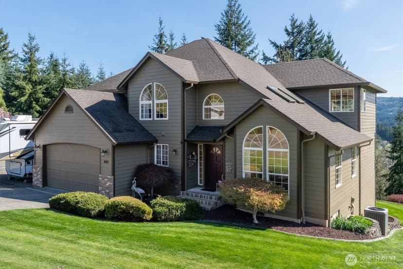 Property photo for 440 N Maple Hill Road, Kelso