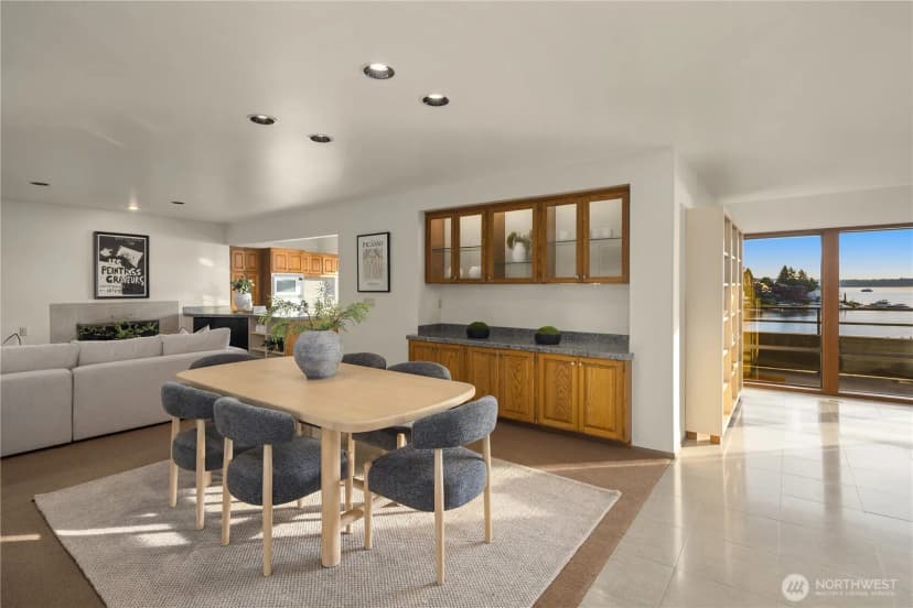 Property photo for 9903 Lake Washington Boulevard Ne #201, Bellevue photo 11