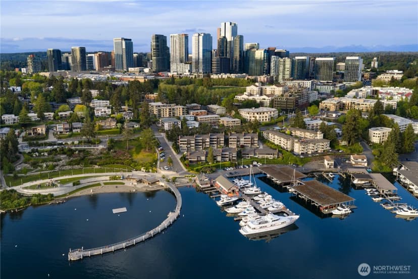 Property photo for 9903 Lake Washington Boulevard Ne #201, Bellevue photo 4