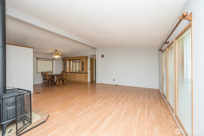 Property photo for 1905 138th Street E #122, Tacoma photo 11