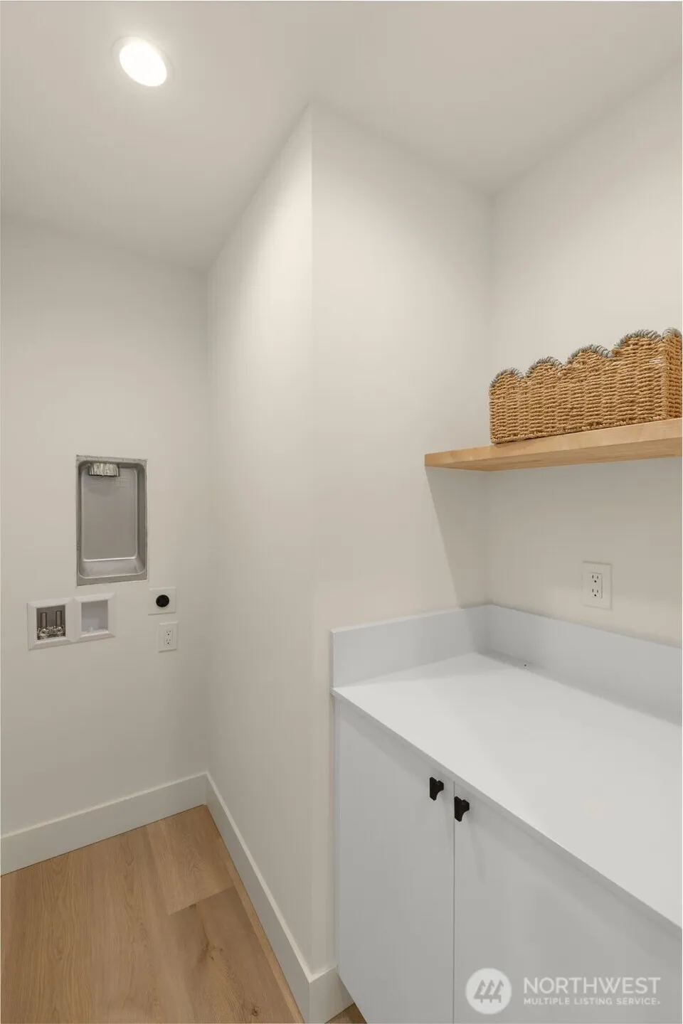 Property photo for 8109 34th Avenue Sw #b, Seattle photo 29