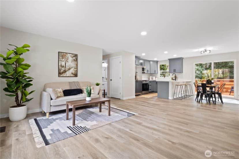 Property photo for 513 Ne Cottonwood Drive, Bremerton photo 3