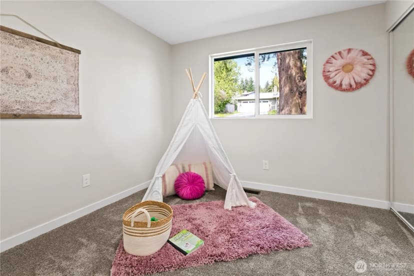 Property photo for 513 Ne Cottonwood Drive, Bremerton photo 10