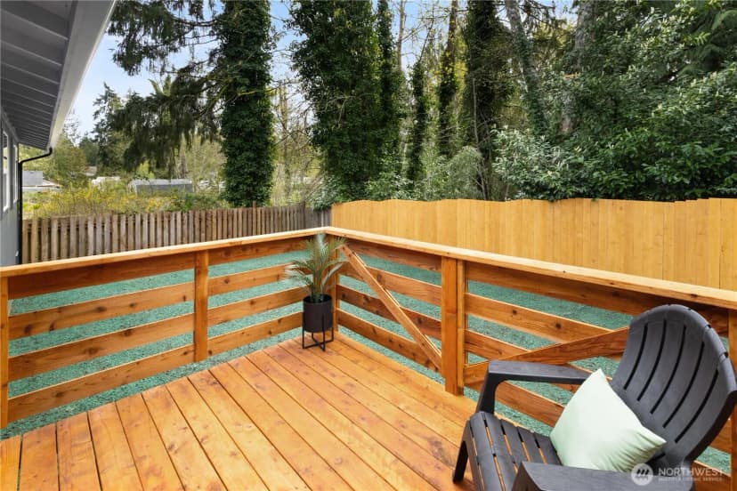 Property photo for 513 Ne Cottonwood Drive, Bremerton photo 24