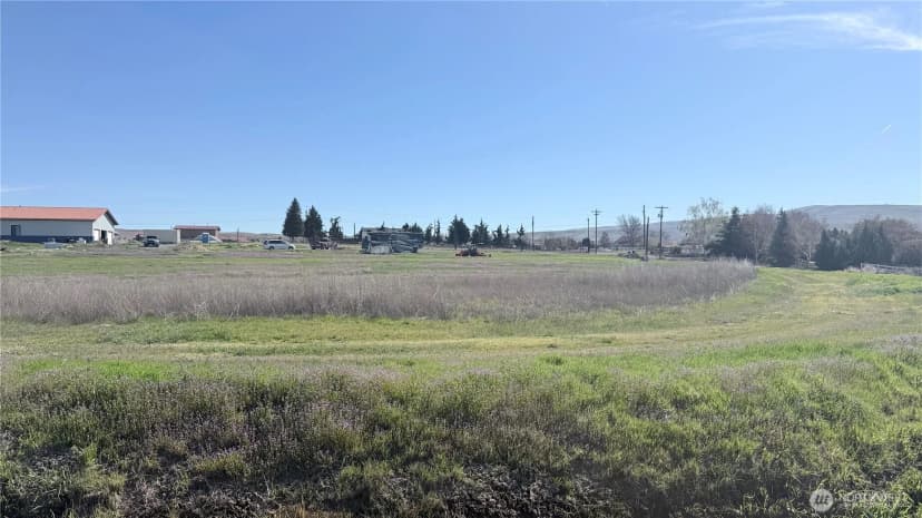 Property photo for 341 Wilson Road, Selah photo 12