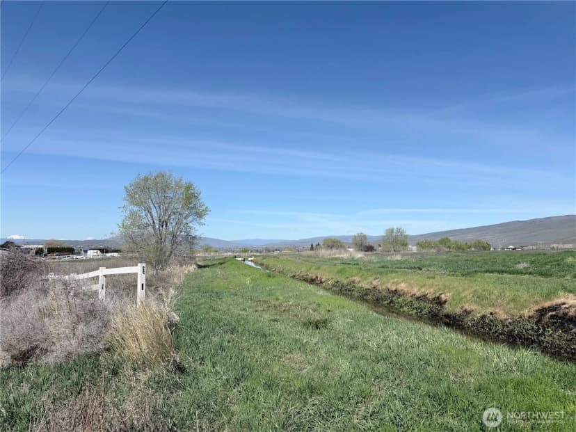 Property photo for 341 Wilson Road, Selah photo 22