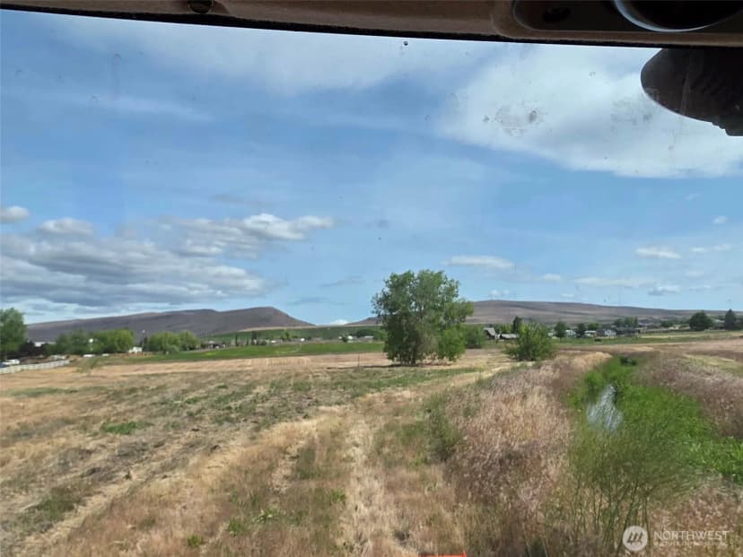 Property photo for 341 Wilson Road, Selah photo 5
