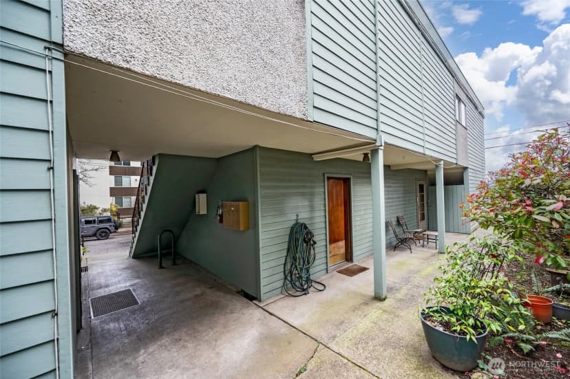 Property photo for 1505 E Galer Street #1-4, Seattle photo 4