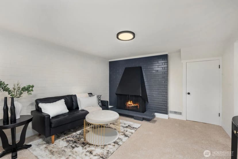 Property photo for 14240 Lake Hills Boulevard, Bellevue photo 24