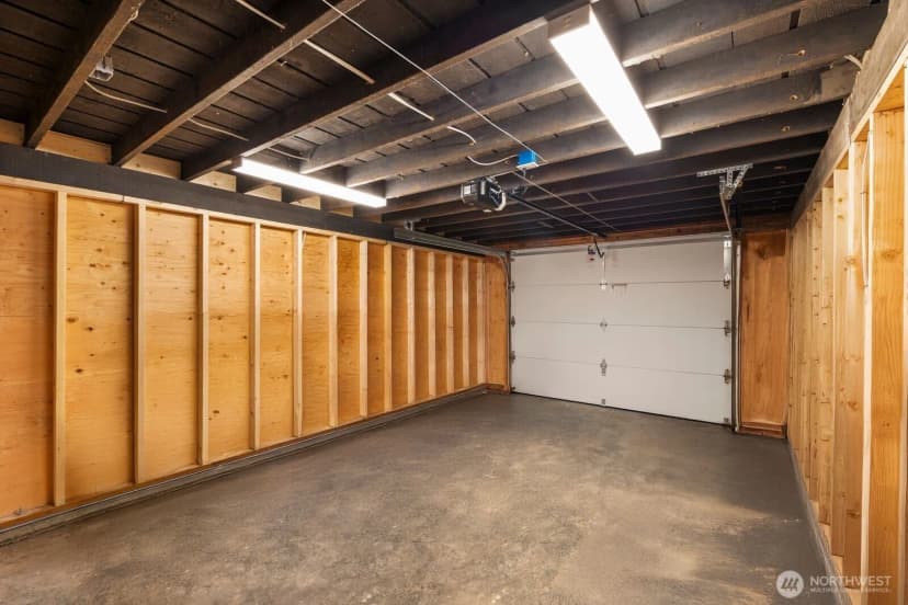Property photo for 14240 Lake Hills Boulevard, Bellevue photo 36