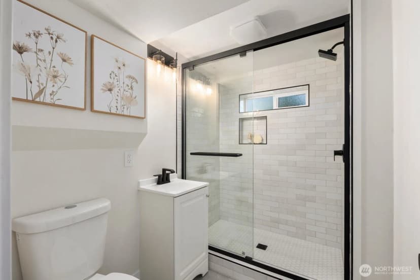 Property photo for 14240 Lake Hills Boulevard, Bellevue photo 27