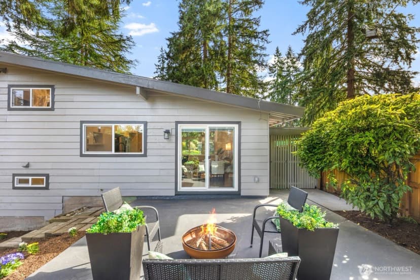 Property photo for 14240 Lake Hills Boulevard, Bellevue photo 30