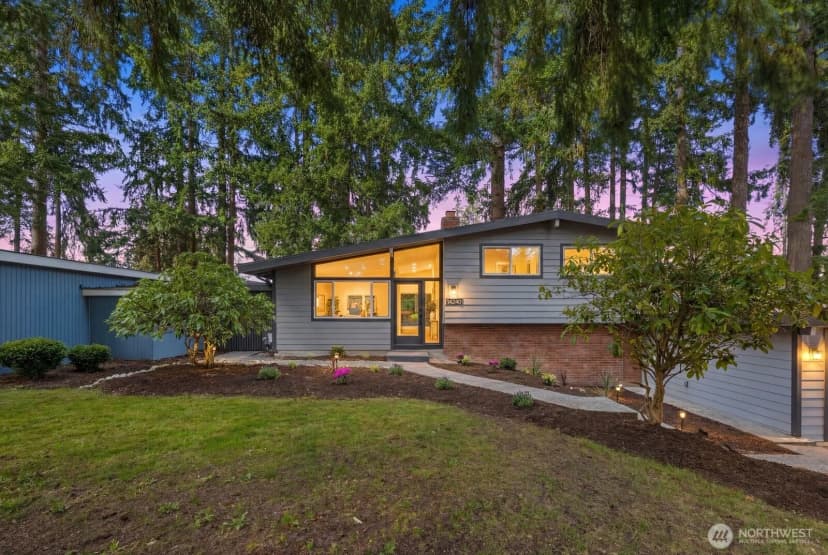 Property photo for 14240 Lake Hills Boulevard, Bellevue photo 3
