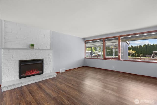 Property photo for 15108 74th Street E, Sumner photo 3