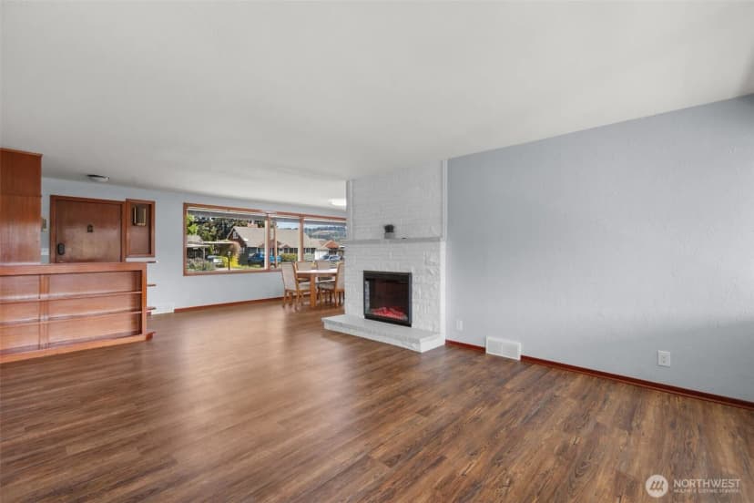 Property photo for 15108 74th Street E, Sumner photo 6