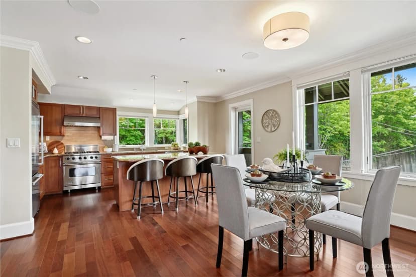 Property photo for 506 Lakeside Avenue S #w1, Seattle photo 11