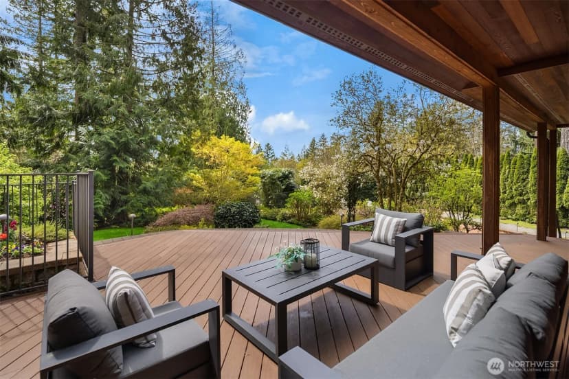 Property photo for 25137 Se Mirrormont Place, Issaquah photo 33